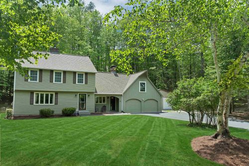 20 Fox Den Rd, Hollis, NH, 03049-6220 | Card Image