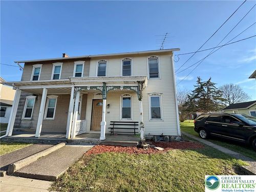 122 W Front St, Alburtis, PA, 18011-9348 | Card Image