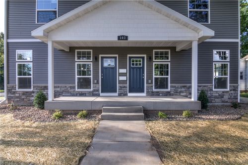 1-2-302 12th Ave W, Menomonie, WI, 54751-2433 | Card Image