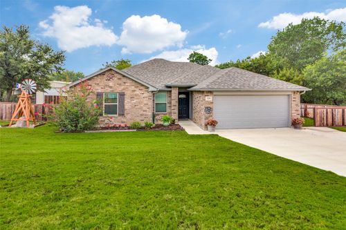 129 Ronnie Ln, Weatherford, TX, 76088-8504 | Card Image