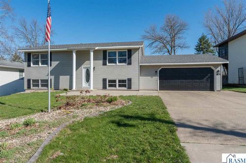 504 W North St, Janesville, MN, 56048-9576 | Card Image