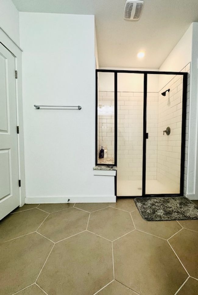 2376 Sawdust Dr, House other with 4 bedrooms, 3 bathrooms and 4 parking in Georgetown TX | Image 12