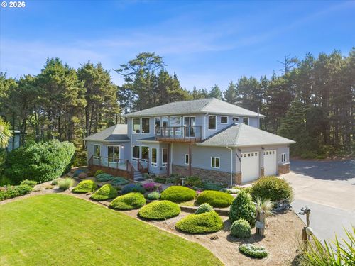 5220 Sw Neal Ave, Waldport, OR, 97394-9170 | Card Image