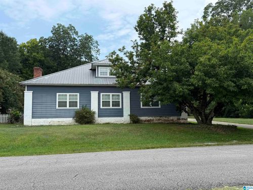 106 4th Ave E, Oneonta, AL, 35121-1723 | Card Image
