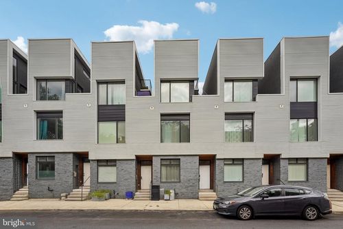 717 Fairmount Ave, PHILADELPHIA, PA, 19123-2743 | Card Image