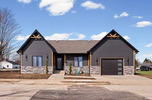 1931 S Bell St, Kokomo, IN, 46902-2216 | Card Image