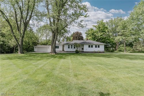 7809 Fairmount Rd, Novelty, OH, 44072-9710 | Card Image