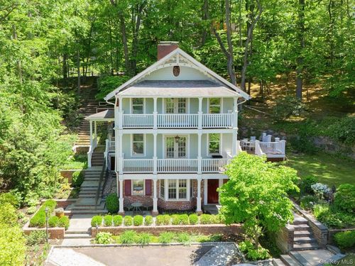 291 Prospect Ave, Sea Cliff, NY, 11579-1025 | Card Image