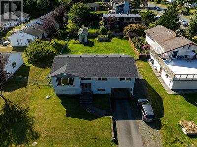 7510 Rupert St, House other with 3 bedrooms, 2 bathrooms and 3 parking in Port Hardy BC | Image 2