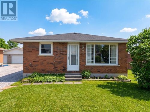 35 Falcon Cres, Chelmsford, ON, P0M1L0 | Card Image