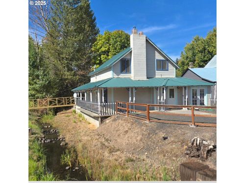 57036 Wamic Market Rd, Wamic, OR, 97063-8712 | Card Image