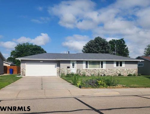 1509 Avenue O, Scottsbluff, NE, 69361-4168 | Card Image