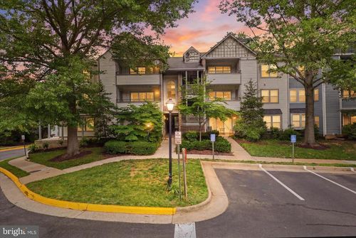24-7703 Lafayette Forest Dr, ANNANDALE, VA, 22003-6310 | Card Image