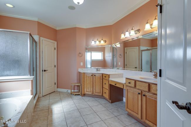 primary bath | Image 26