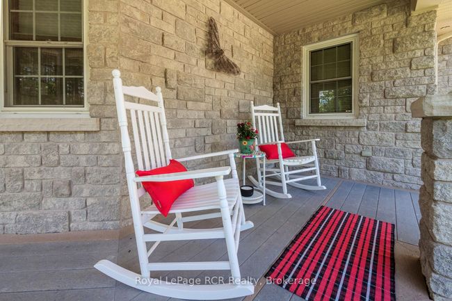 743055 Sideroad 10, House other with 3 bedrooms, 3 bathrooms and 10 parking in Chatsworth ON | Image 4
