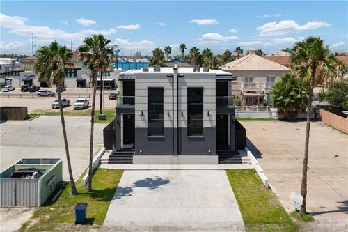 b-102 E Whiting St, South Padre Island, TX, 78597-6902 | Card Image