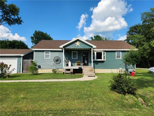 1422 Ohio Ave, Windsor, IL, 61957-1331 | Card Image
