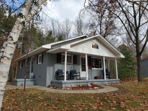 6114 Indian Lake Dr, Gladwin, MI, 48624-9297 | Card Image