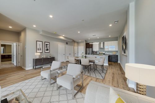 309-8025 Skokie Blvd, Skokie, IL, 60077-2920 | Card Image