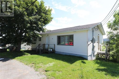 19 Patrick St, Carbonear, NL, A1Y1B2 | Card Image