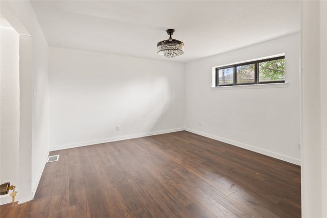 5726 Enchanted Ln, House other with 4 bedrooms, 2 bathrooms and null parking in Dallas TX | Image 20