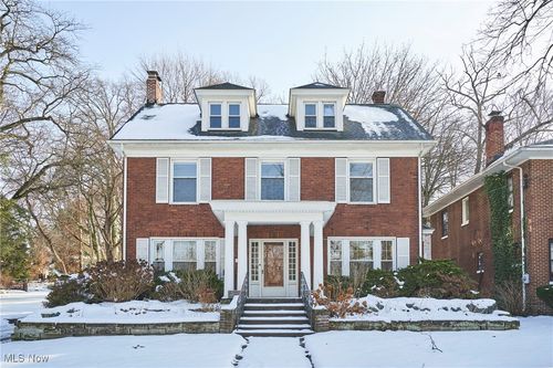 141 Storer Ave, Akron, OH, 44302-1037 | Card Image