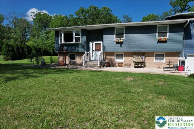 8539 Rextown Rd, House other with 4 bedrooms, 4 bathrooms and null parking in Slatington PA | Image 11