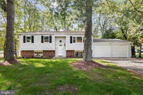 145 Tuckerton Rd, SHAMONG, NJ, 08088-8663 | Card Image