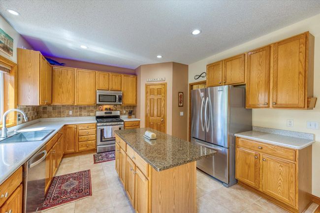 2134 Mathias Rd, House other with 4 bedrooms, 4 bathrooms and null parking in Shakopee MN | Image 13