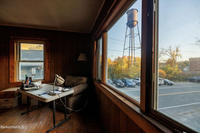 163 Front St, Home with 4 bedrooms, 4 bathrooms and null parking in Housatonic MA | Image 11