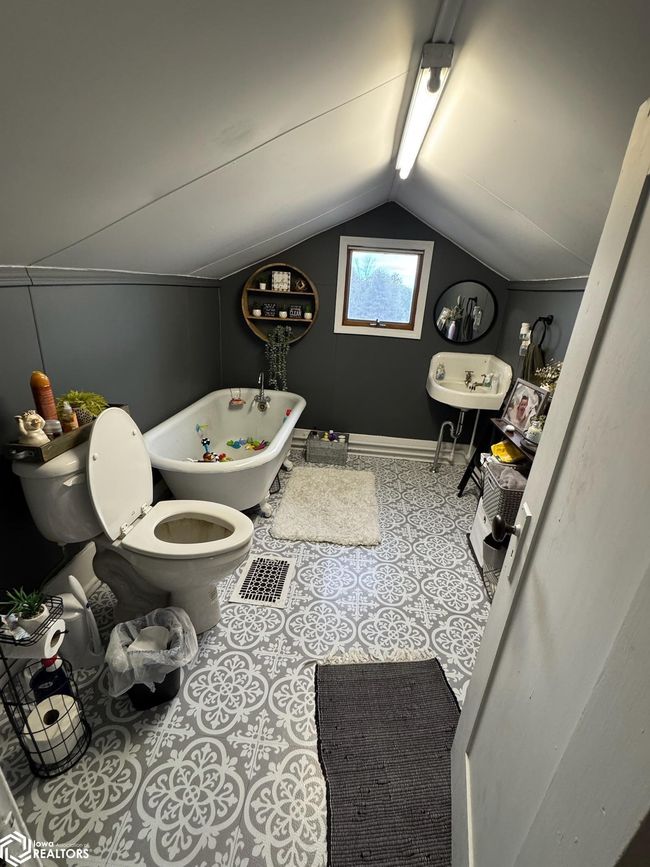 313 4 Th Avenue, House other with 3 bedrooms, 2 bathrooms and null parking in Coon Rapids IA | Image 18