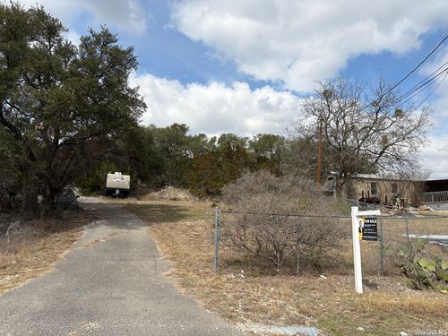 324 Ranchers Cir, Spring Branch, TX, 78070-6756 | Card Image