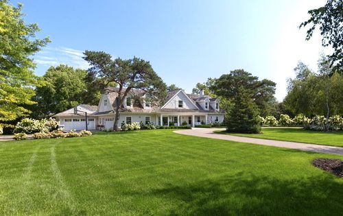 415 Highcroft Rd, Wayzata, MN, 55391-1555 | Card Image