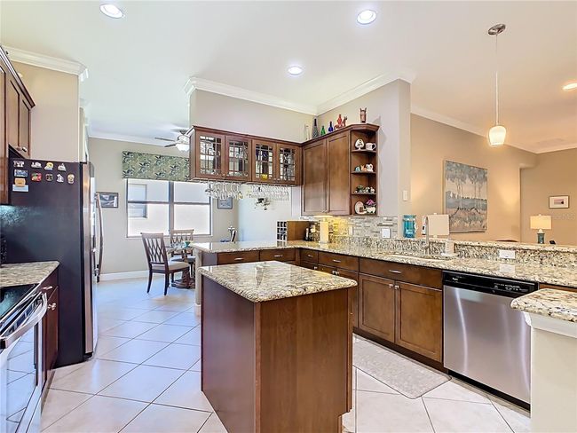 Kitchen 2 | Image 6