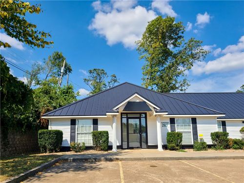 2927 W Walnut St, Rogers, AR, 72756-0338 | Card Image