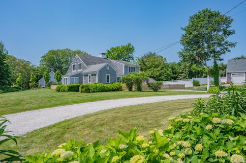 11 Seaside Ave, Dennis, MA, 02638-1510 | Card Image