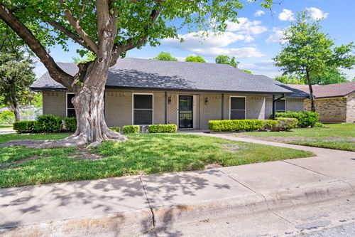 316 Brookwood Drive, Desoto, TX, 75115 | Card Image