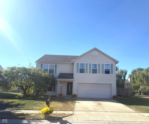 288 Broadmoor Bnd, Pittsboro, IN, 46167-8980 | Card Image