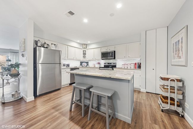 APT-3D - 445 N Park Blvd, Condo with 2 bedrooms, 2 bathrooms and 1 parking in Glen Ellyn IL | Image 5