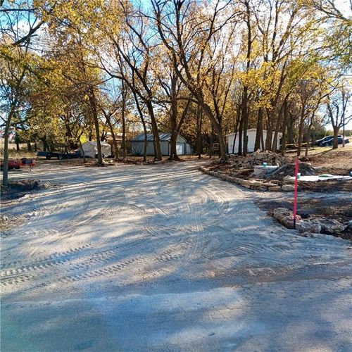 66 & 70 Redwood Lane, Linn Valley, KS, 66040 | Card Image