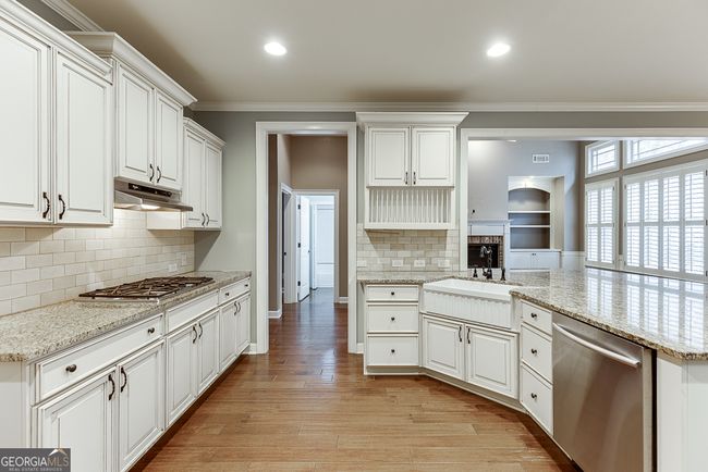 7056 Dove Point Ln, House other with 4 bedrooms, 3 bathrooms and null parking in Hoschton GA | Image 11