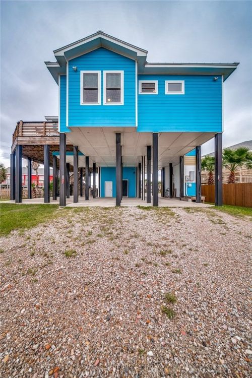 610 Sandollar Cir, Port Aransas, TX, 78373-4205 | Card Image