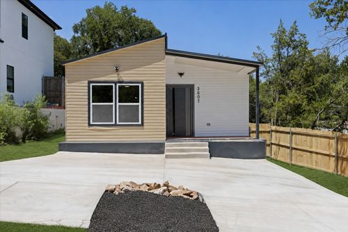 3607 Flint Rock Cir, Granbury, TX, 76048-5965 | Card Image