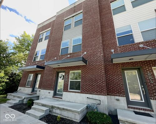 805 Bates St, Indianapolis, IN, 46202-4140 | Card Image
