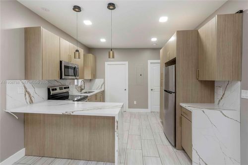 1545 Nw 53rd St, Miami, FL, 33142-3855 | Card Image