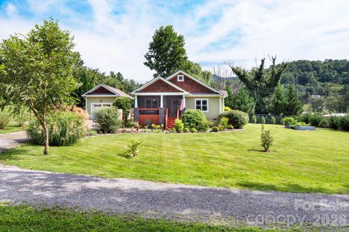 7 Addison Fisher Way, Asheville, NC, 28805-0025 | Card Image