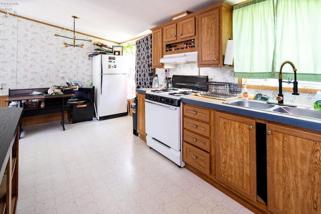 725 N 5 Th St, House other with 3 bedrooms, 2 bathrooms and null parking in Fremont OH | Image 8