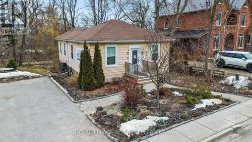 16 Church St, Orangeville, ON, L9W1N2 | Card Image