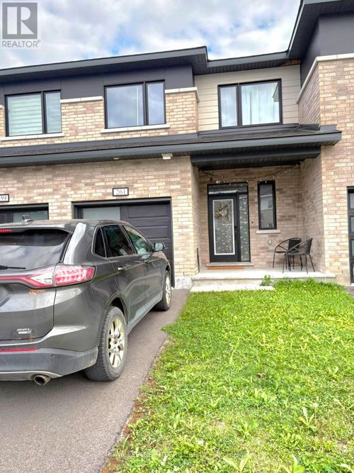 261 Ormiston Crescent, Ottawa, ON, K2J7E4 | Card Image
