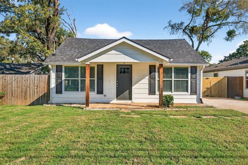 1803 W Hull St, Denison, TX, 75020-5332 | Card Image